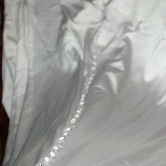 Beautiful Bonny wedding dress great for curves Size 16 Good Condition strapless - Picture 13 of 16